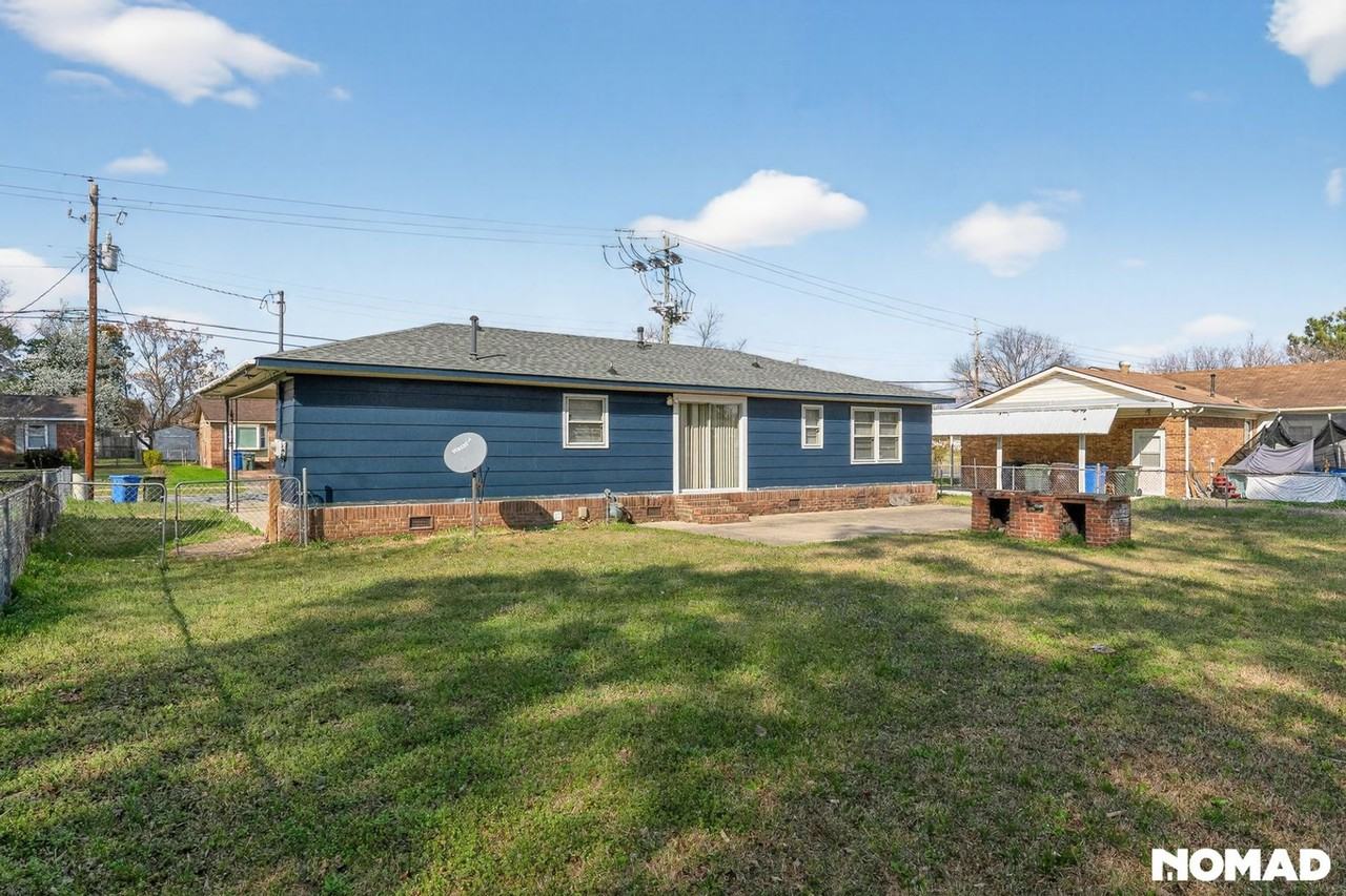 318 Glen Canyon Dr - Photo 3 of 17