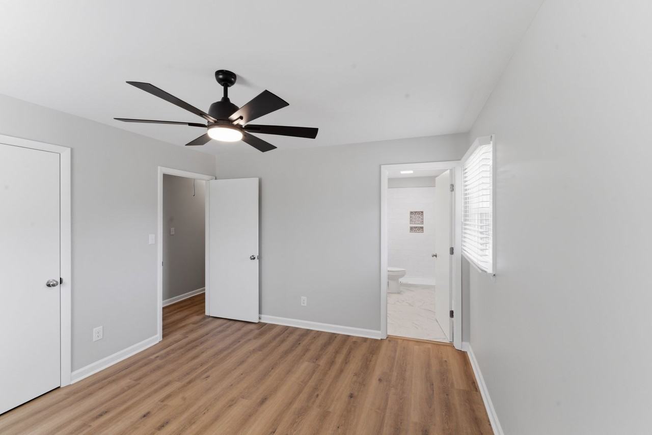 527 Wilson Farm Rd - Photo 3 of 27