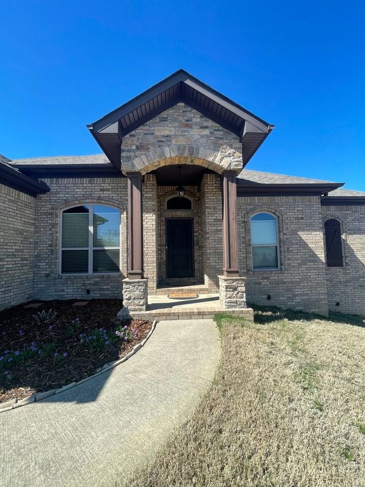 3217 Falling Water Rd - Photo 2 of 38