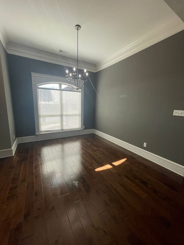 3217 Falling Water Rd - Photo 4 of 38