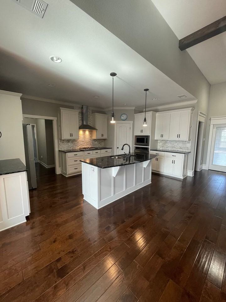 3217 Falling Water Rd - Photo 7 of 38