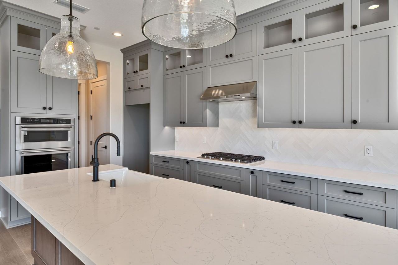 4239 Timber Ln - Photo 2 of 38