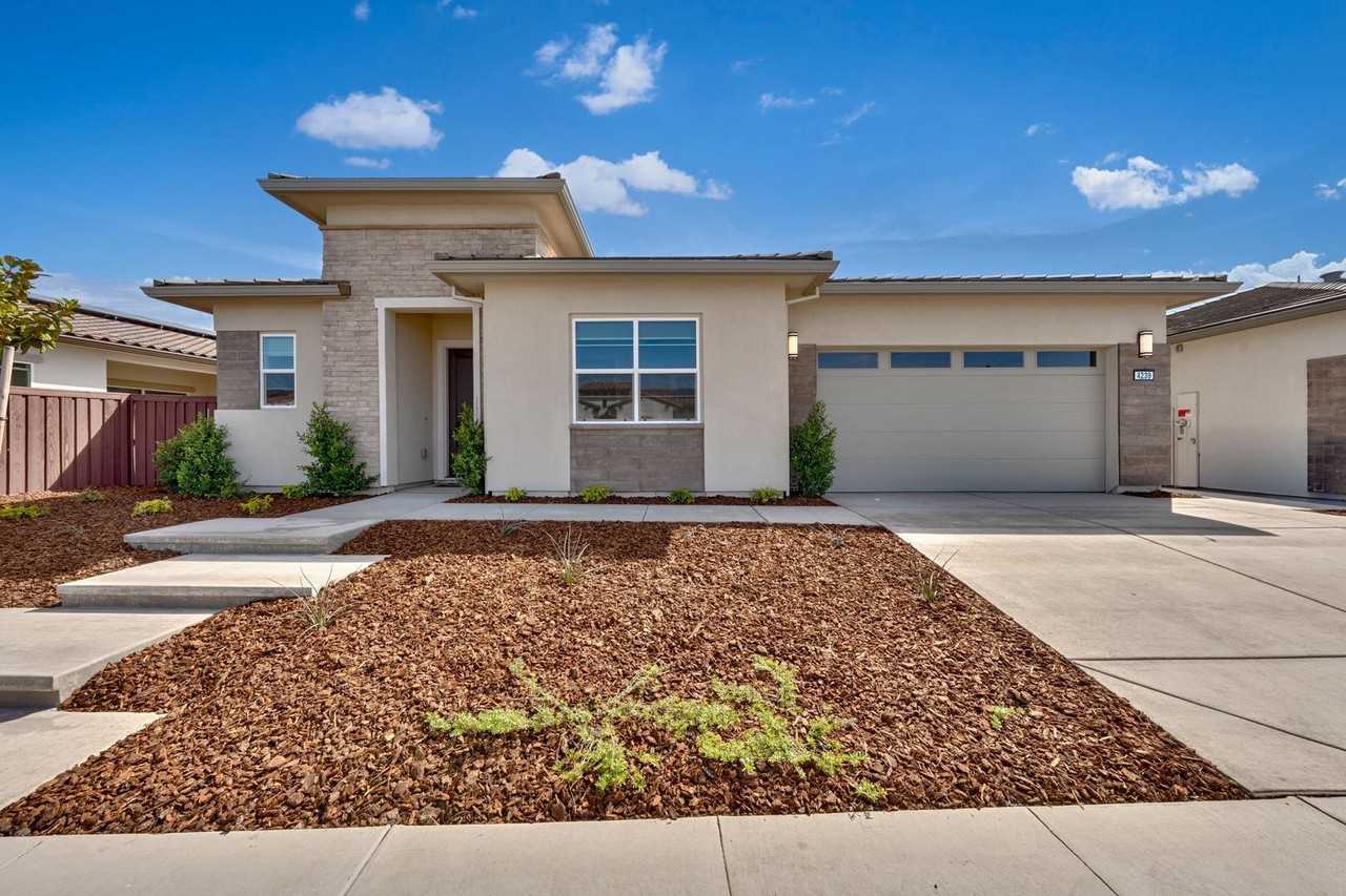 4239 Timber Ln - Photo 7 of 38