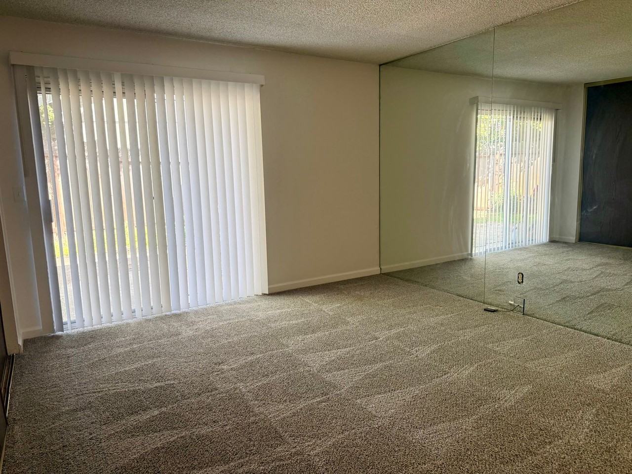 5838 Shelldrake Ct - Photo 7 of 9