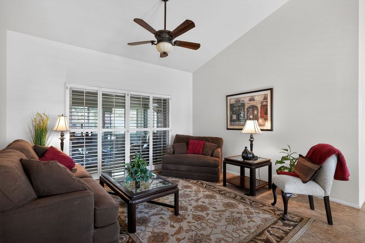 21612 N 148th Dr - Photo 5 of 17