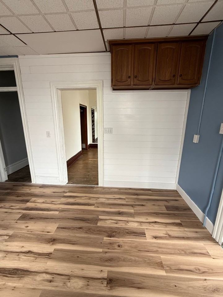 49 W Commerce St - Photo 7 of 46