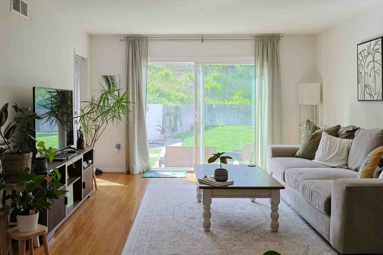 2960 Kobe Dr - Photo 3 of 37