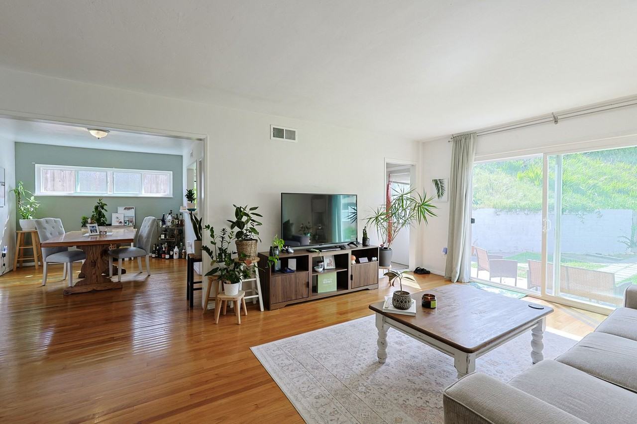 2960 Kobe Dr - Photo 5 of 37