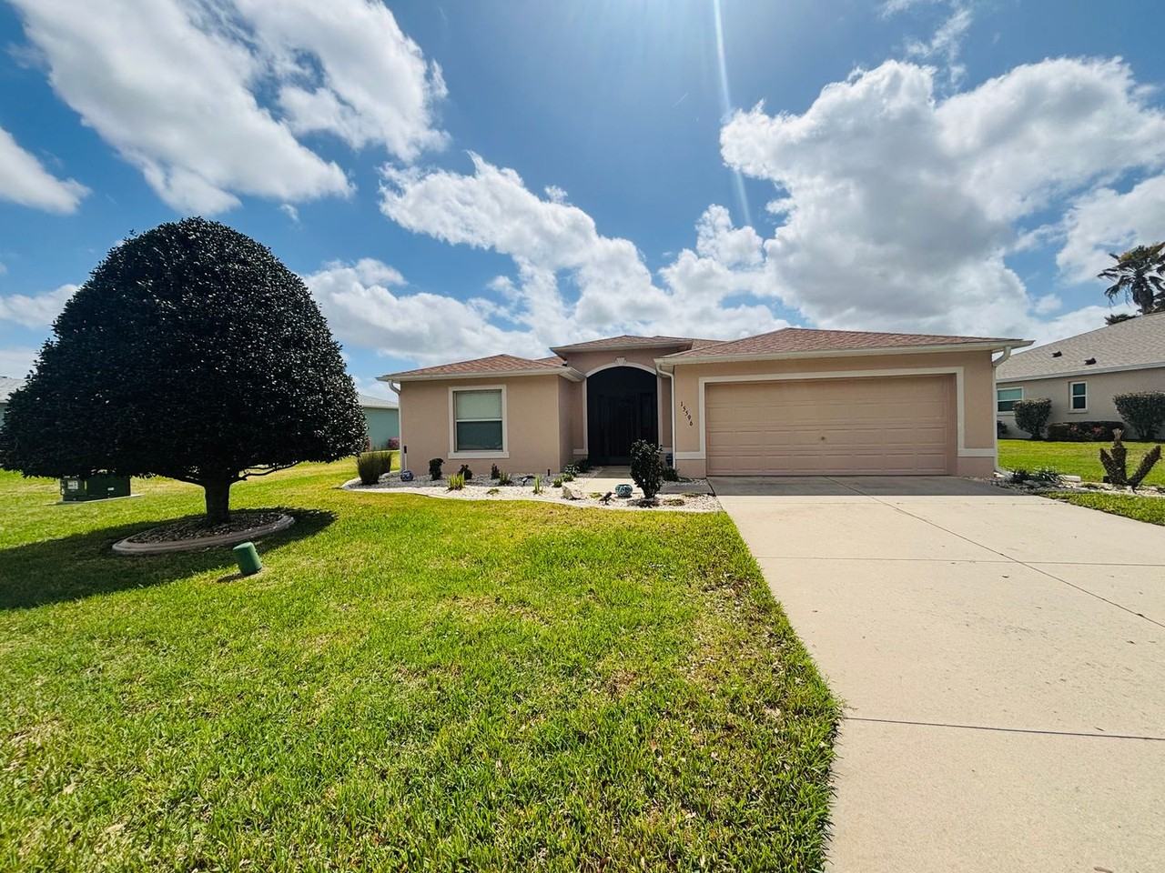 15596 Sw 13th Cir - Photo 3 of 33