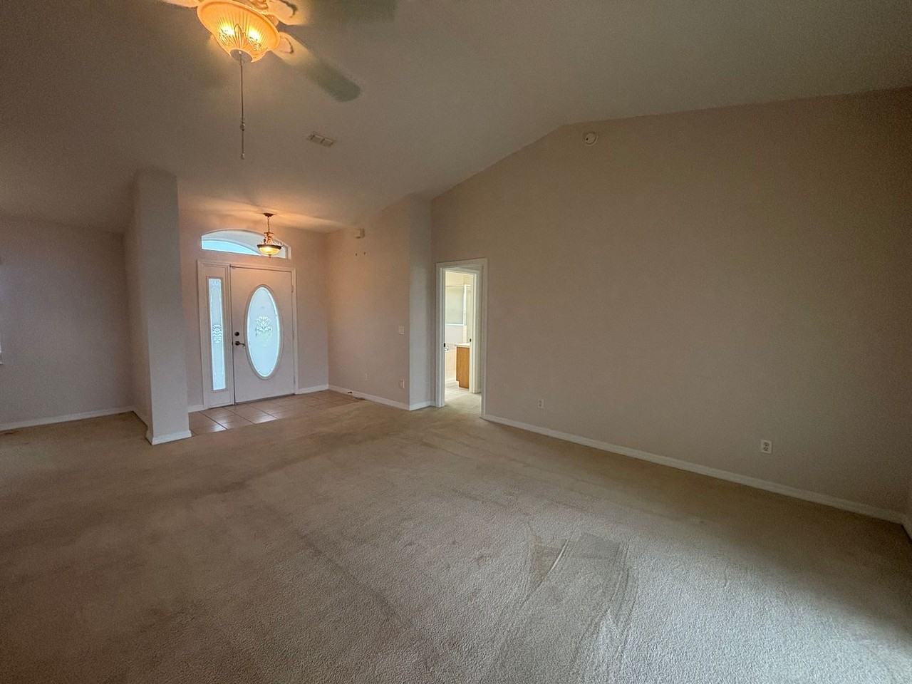 3249 Nw 49th Ave - Photo 5 of 27