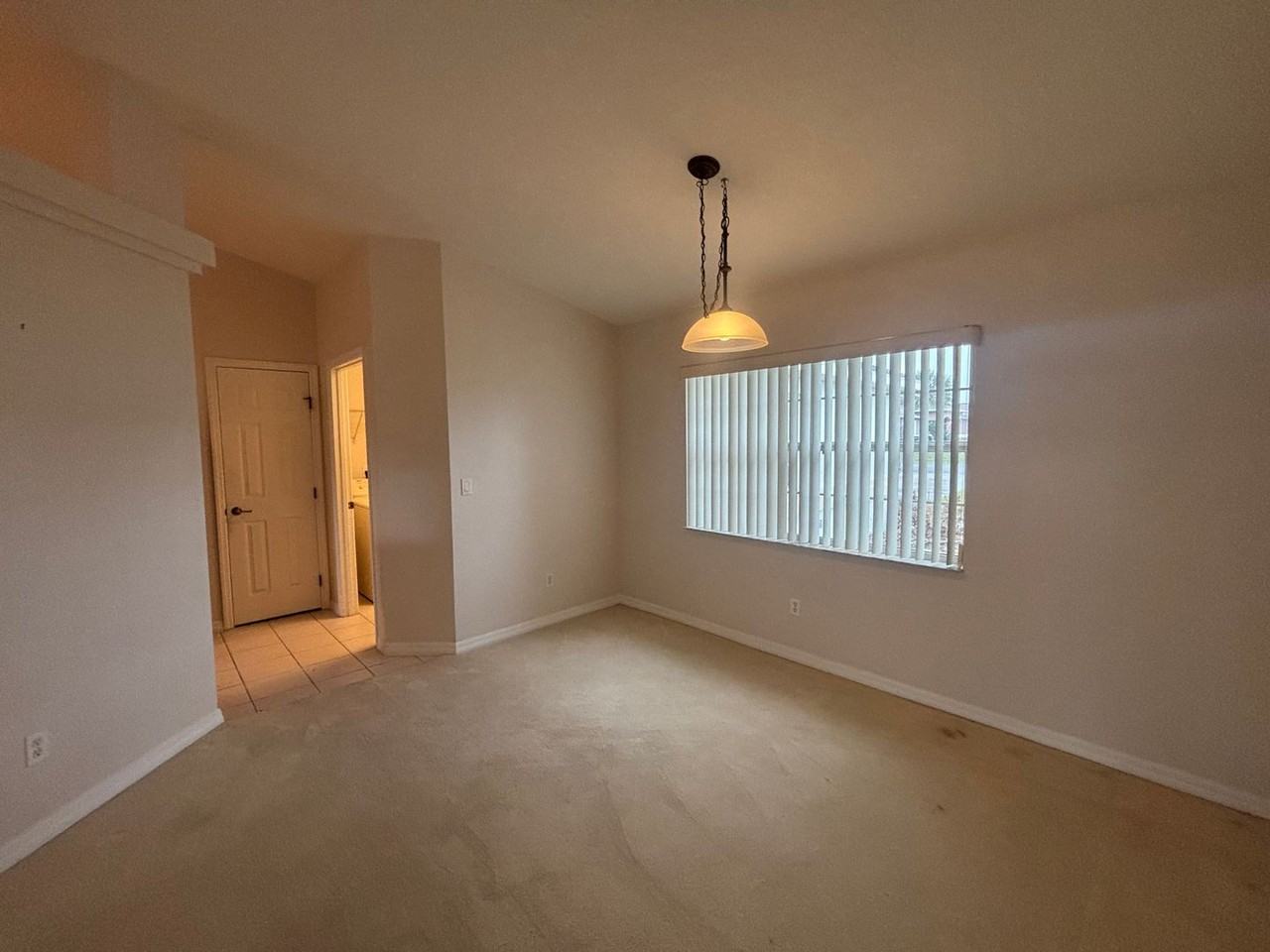 3249 Nw 49th Ave - Photo 6 of 27