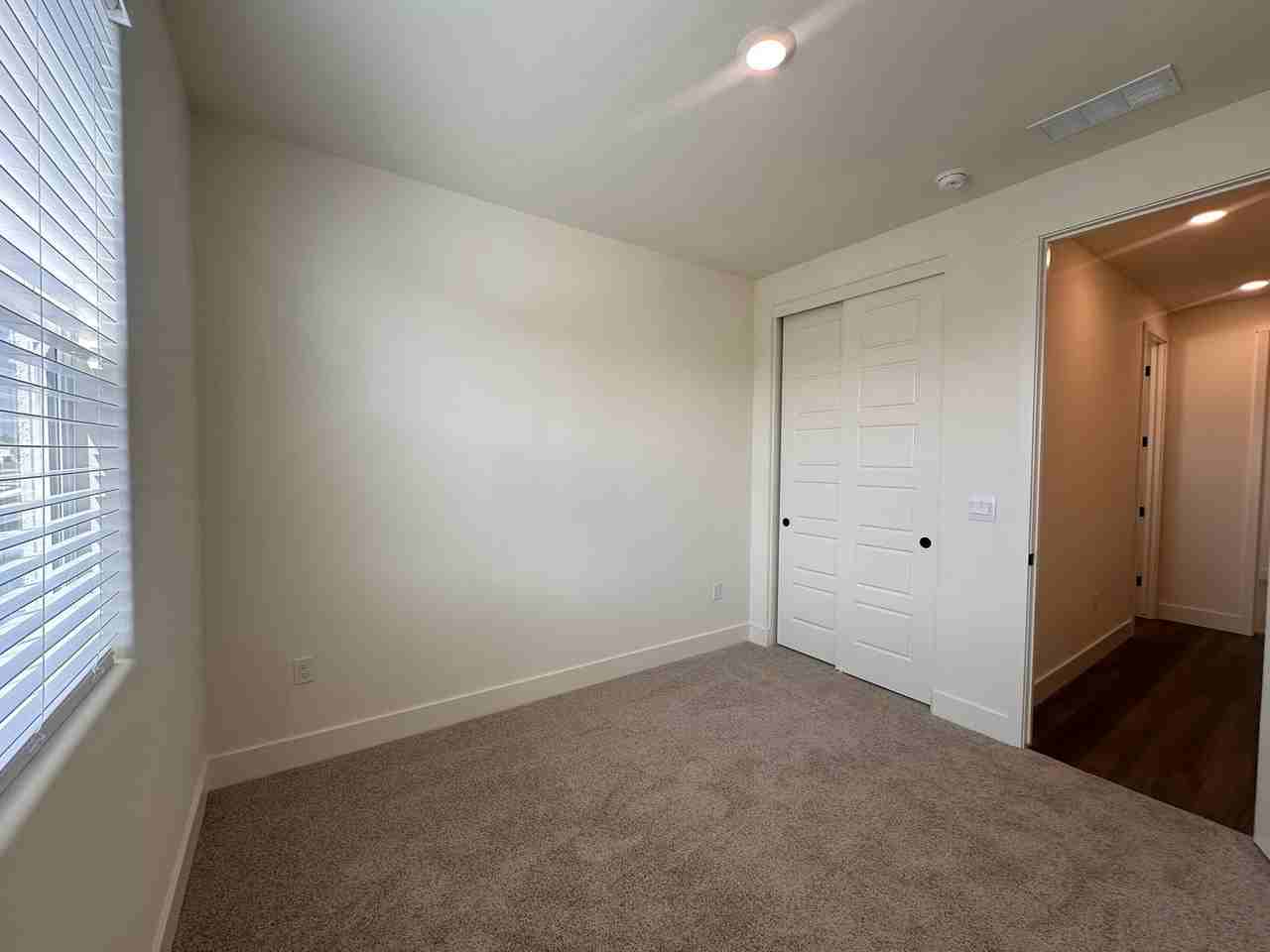 2336 N Kayenta St - Photo 3 of 20