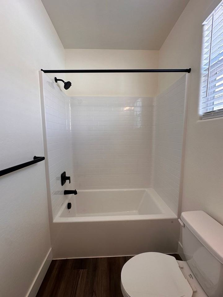 2336 N Kayenta St - Photo 6 of 20