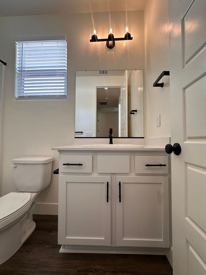 2336 N Kayenta St - Photo 7 of 20