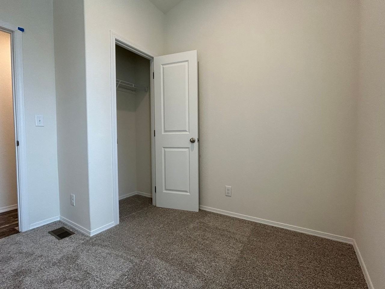 19017 Powers Creek Loop Rd Ne - Photo 6 of 16