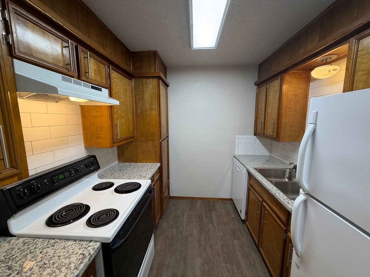 7804 Avenue U - Photo 5 of 15