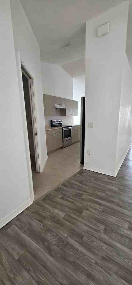 8420 Philatelic Dr - Photo 7 of 24