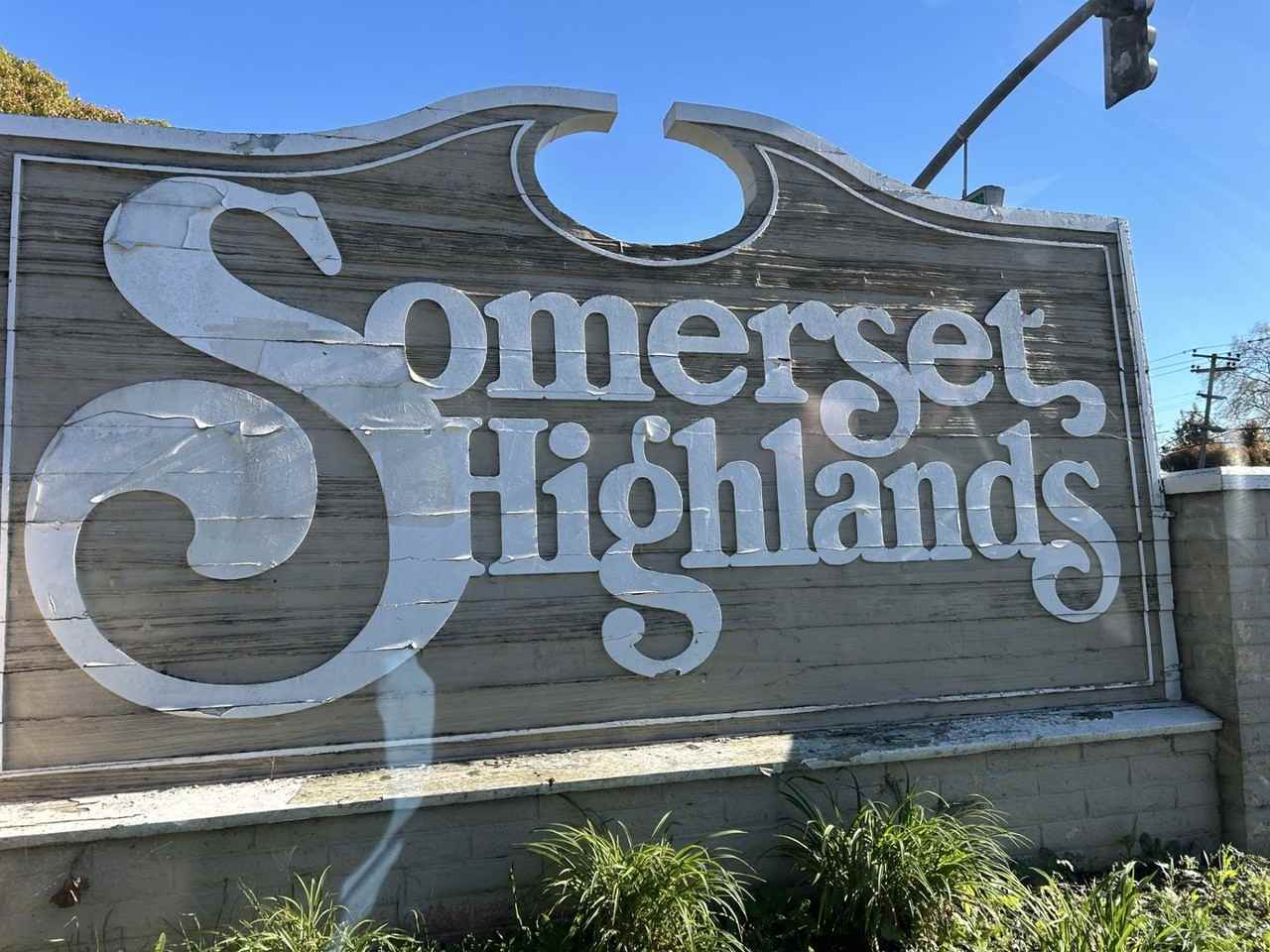 187 Fleet St - Photo 3 of 35