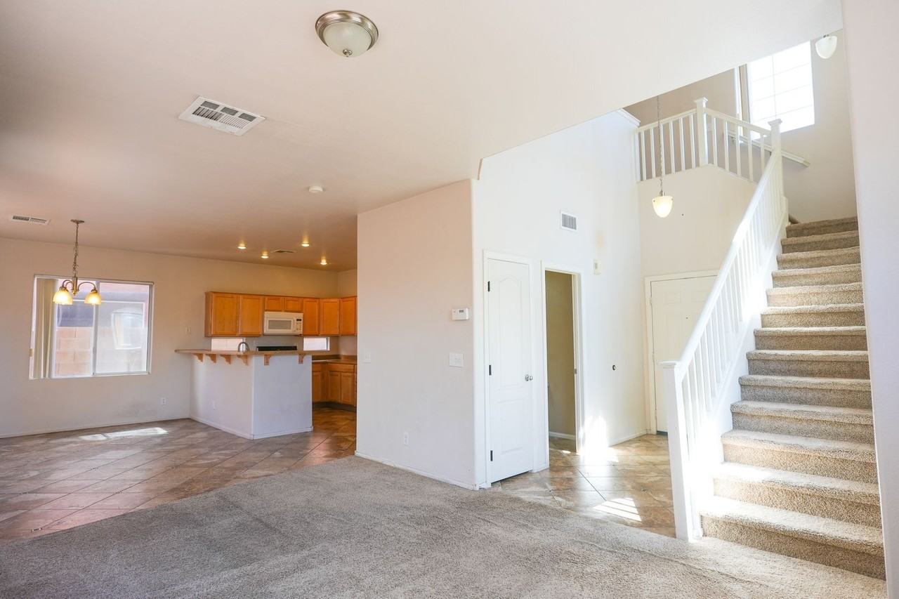 5923 Rampolla Dr - Photo 5 of 34