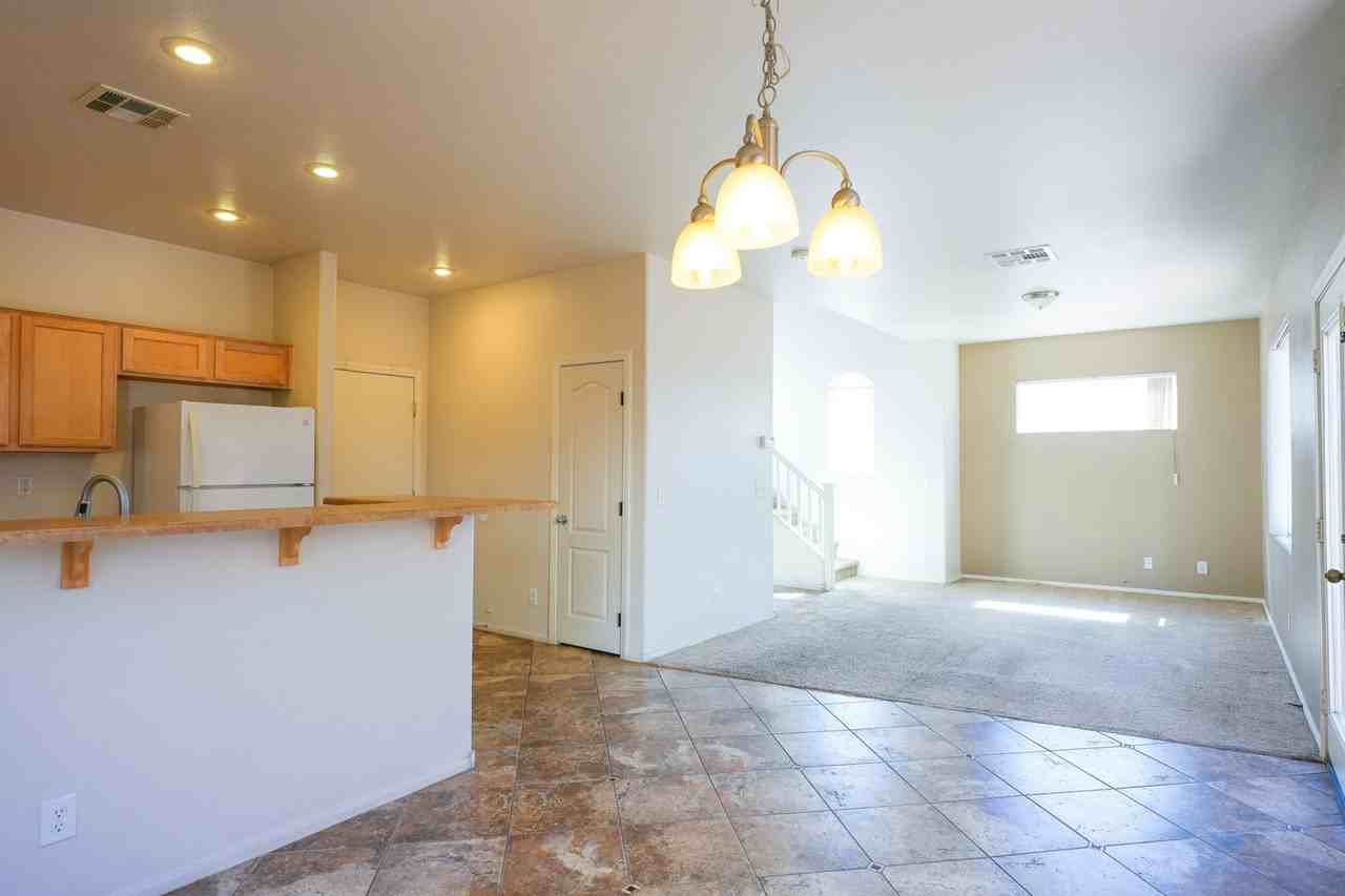 5923 Rampolla Dr - Photo 7 of 34