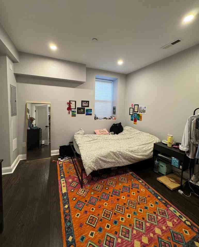 7 Strathmore Rd - Photo 3 of 9