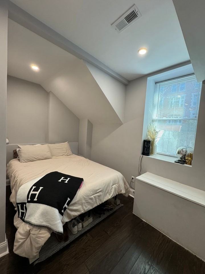 7 Strathmore Rd - Photo 5 of 9