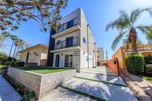 featured image of 10810 Hesby St