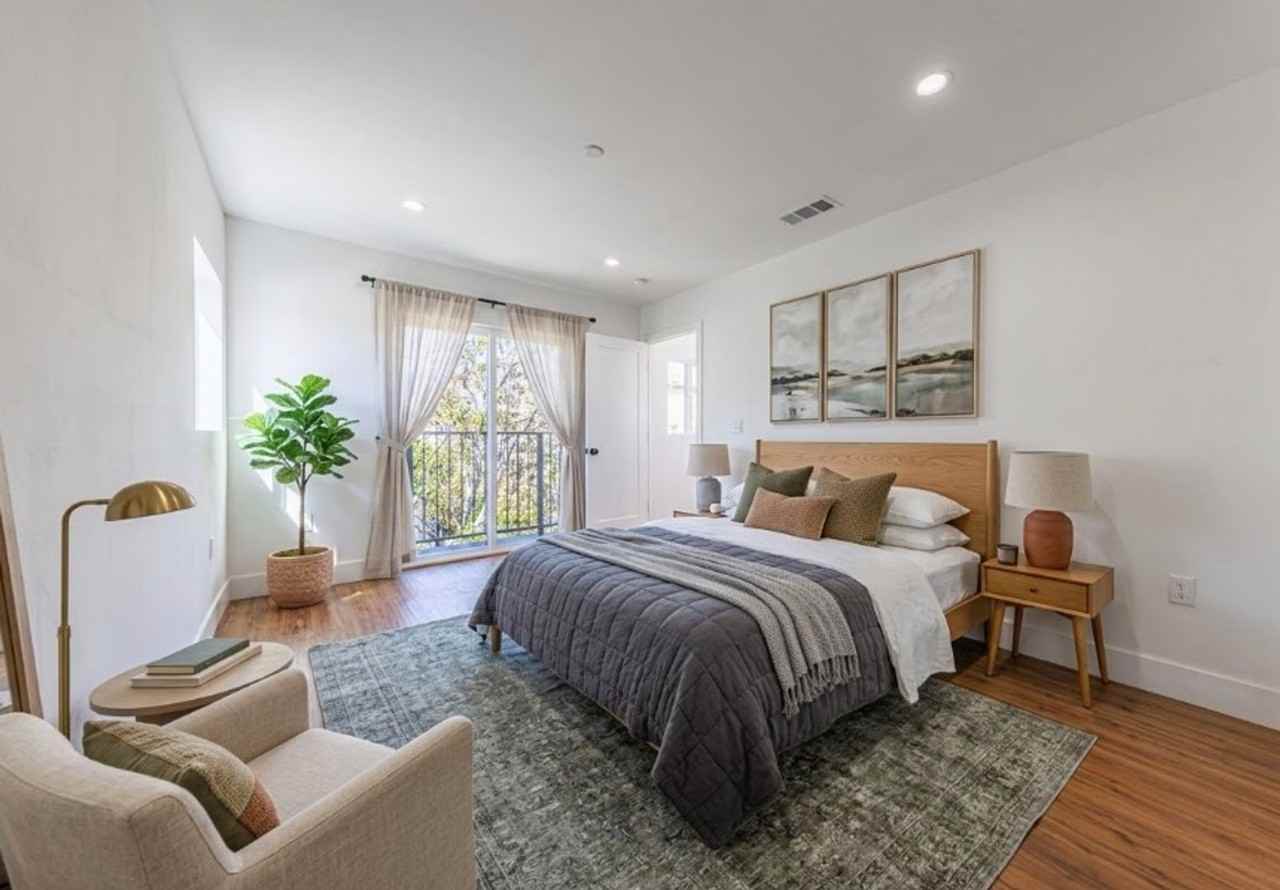 10810 Hesby Street - Photo 4 of 19