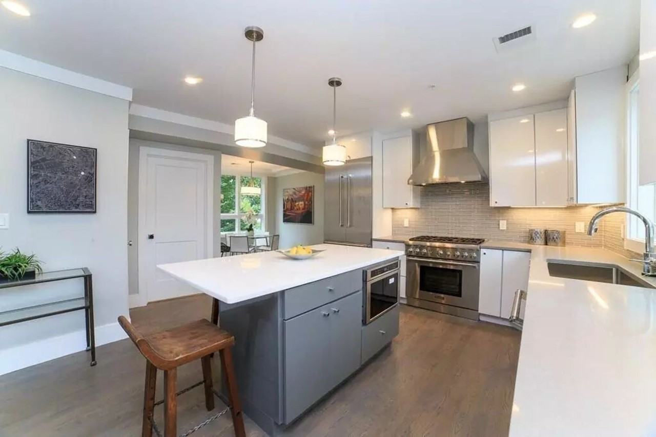 65 Cameron St - Photo 2 of 11