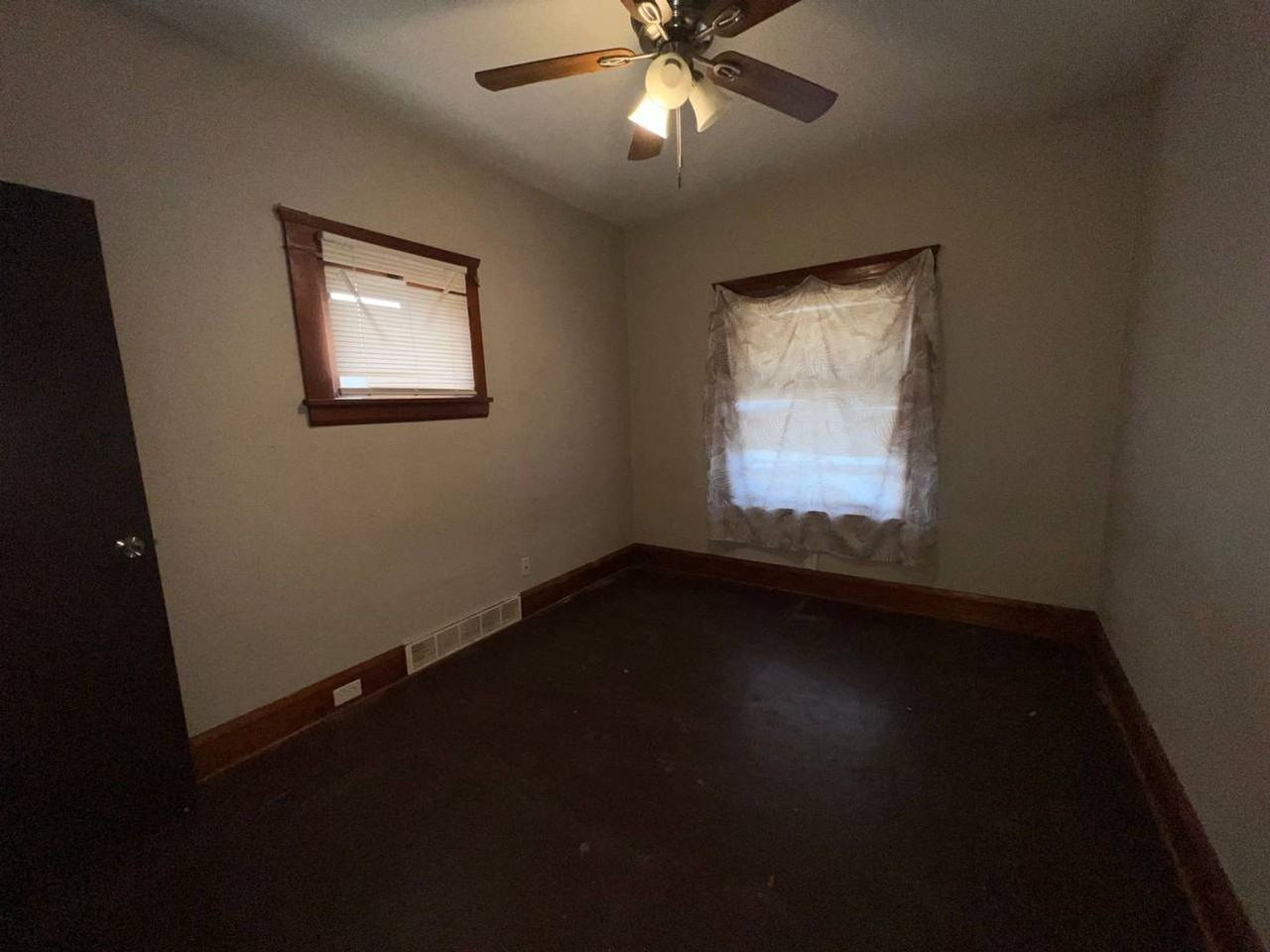 4091 E 56th St - Photo 3 of 17