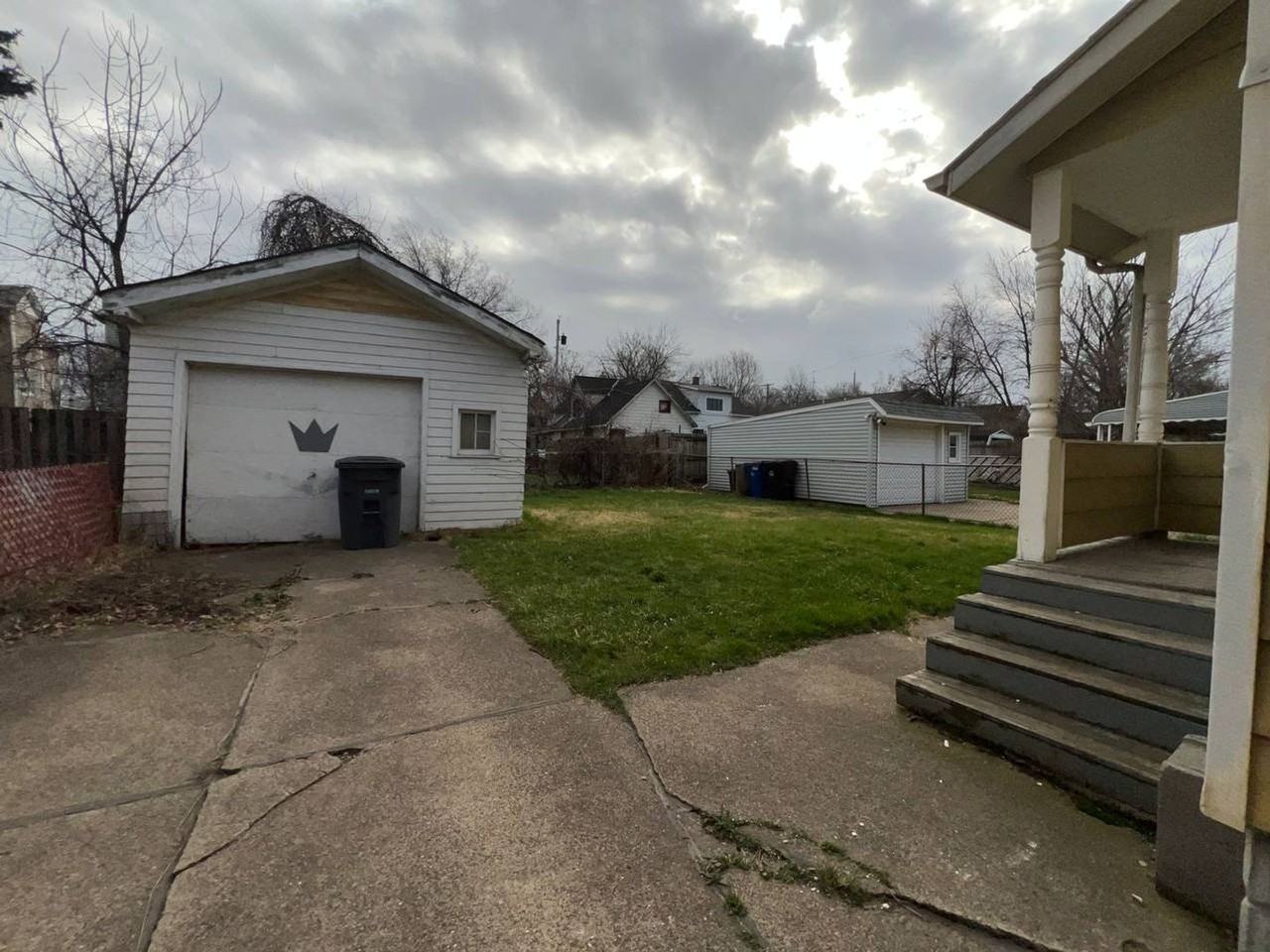 4091 E 56th St - Photo 7 of 17