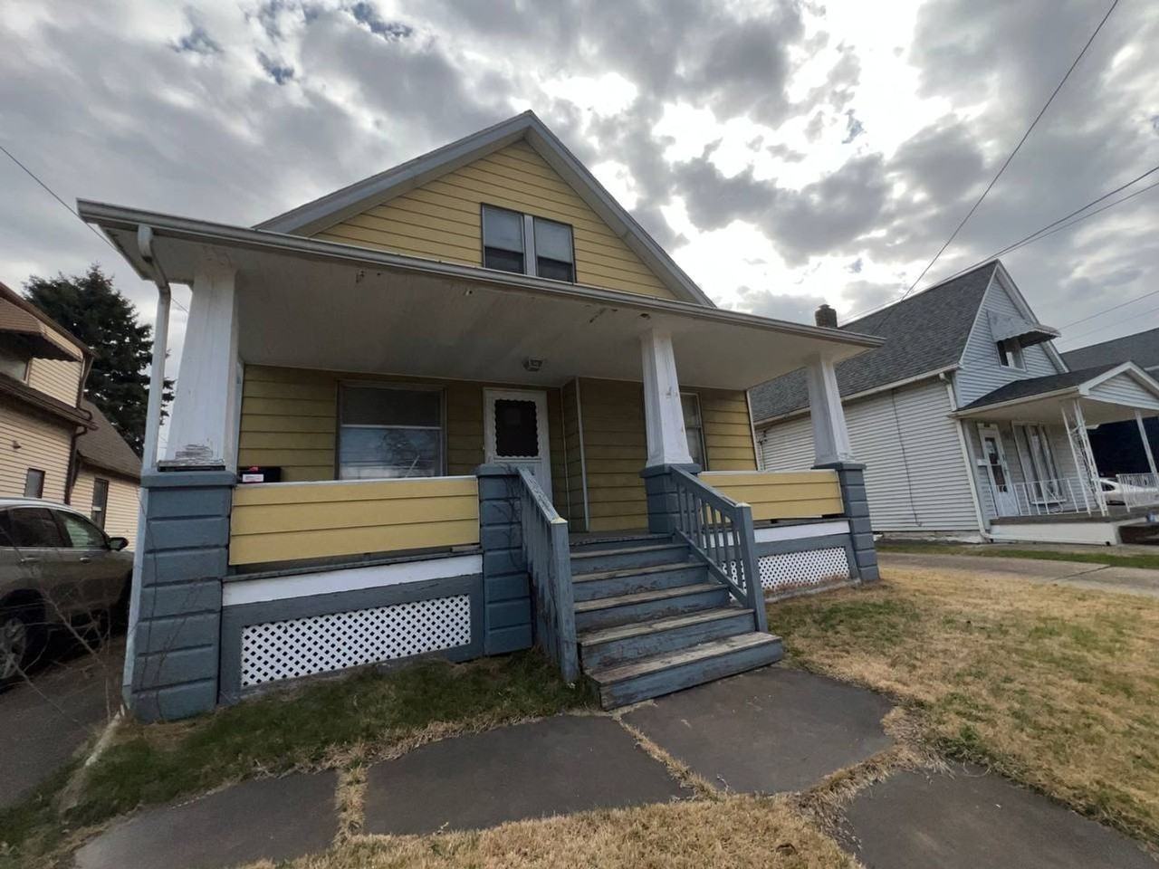 4091 E 56th St - Photo 6 of 15