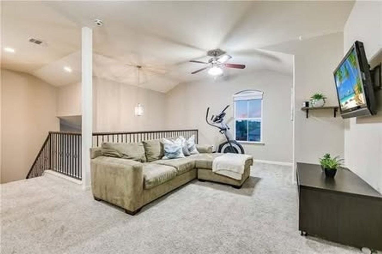 201 Paul Azinger Ct - Photo 7 of 18