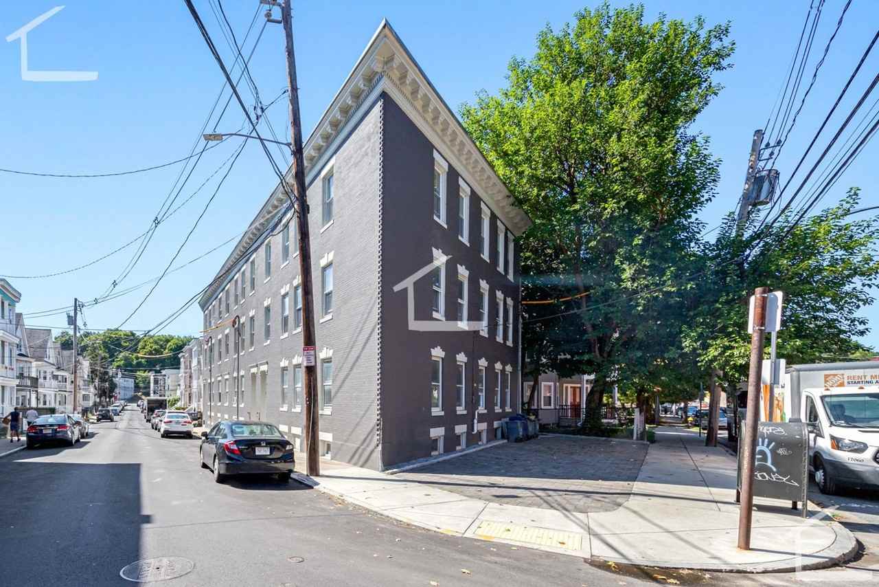 46 Brackett St #2 - Photo 2 of 20