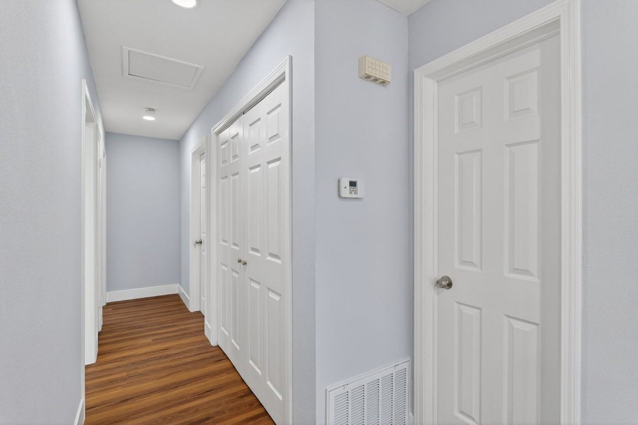 1519 E Michelson St - Photo 4 of 11