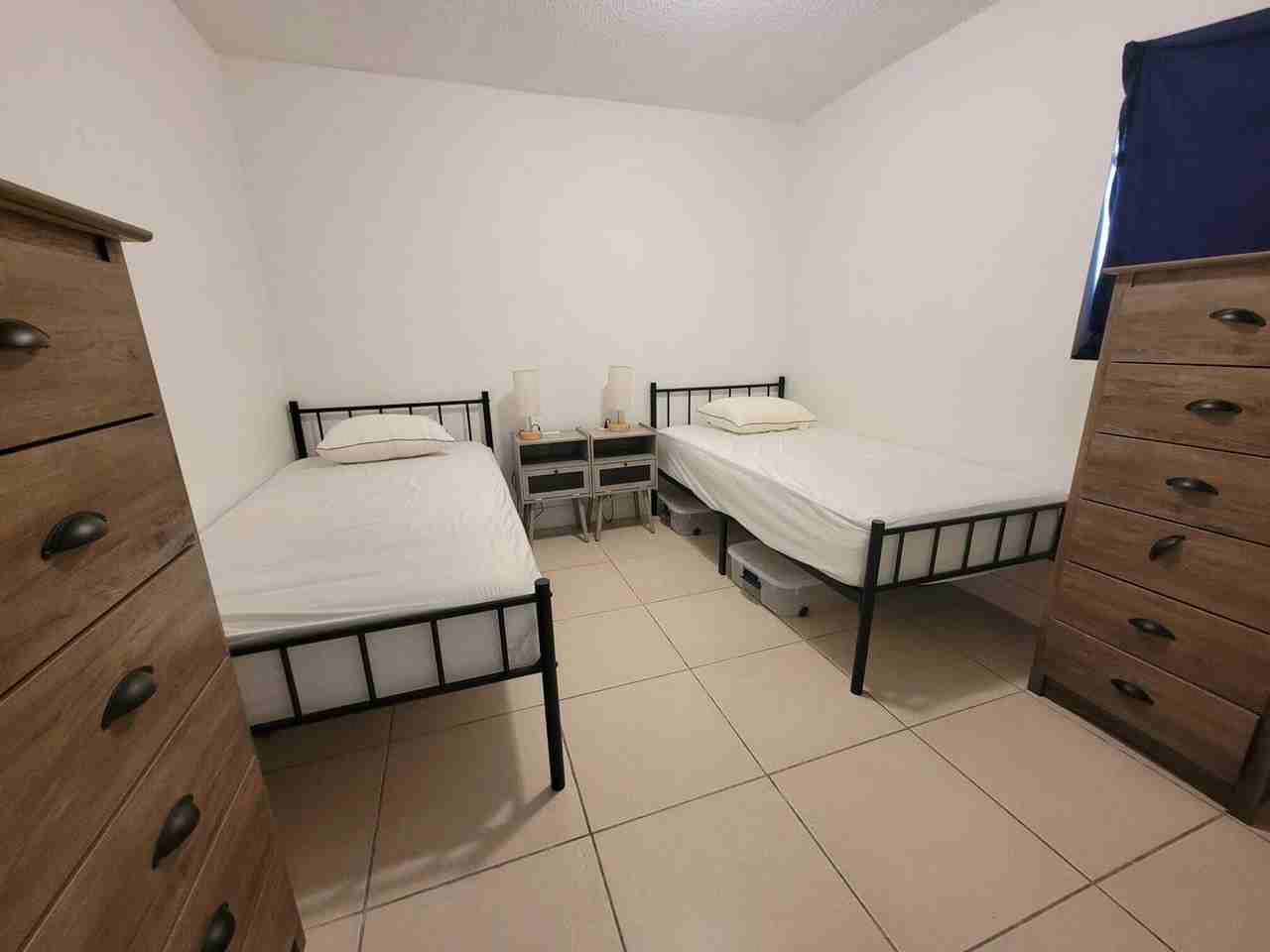 2751 Nw 58th Ter - Photo 7 of 42