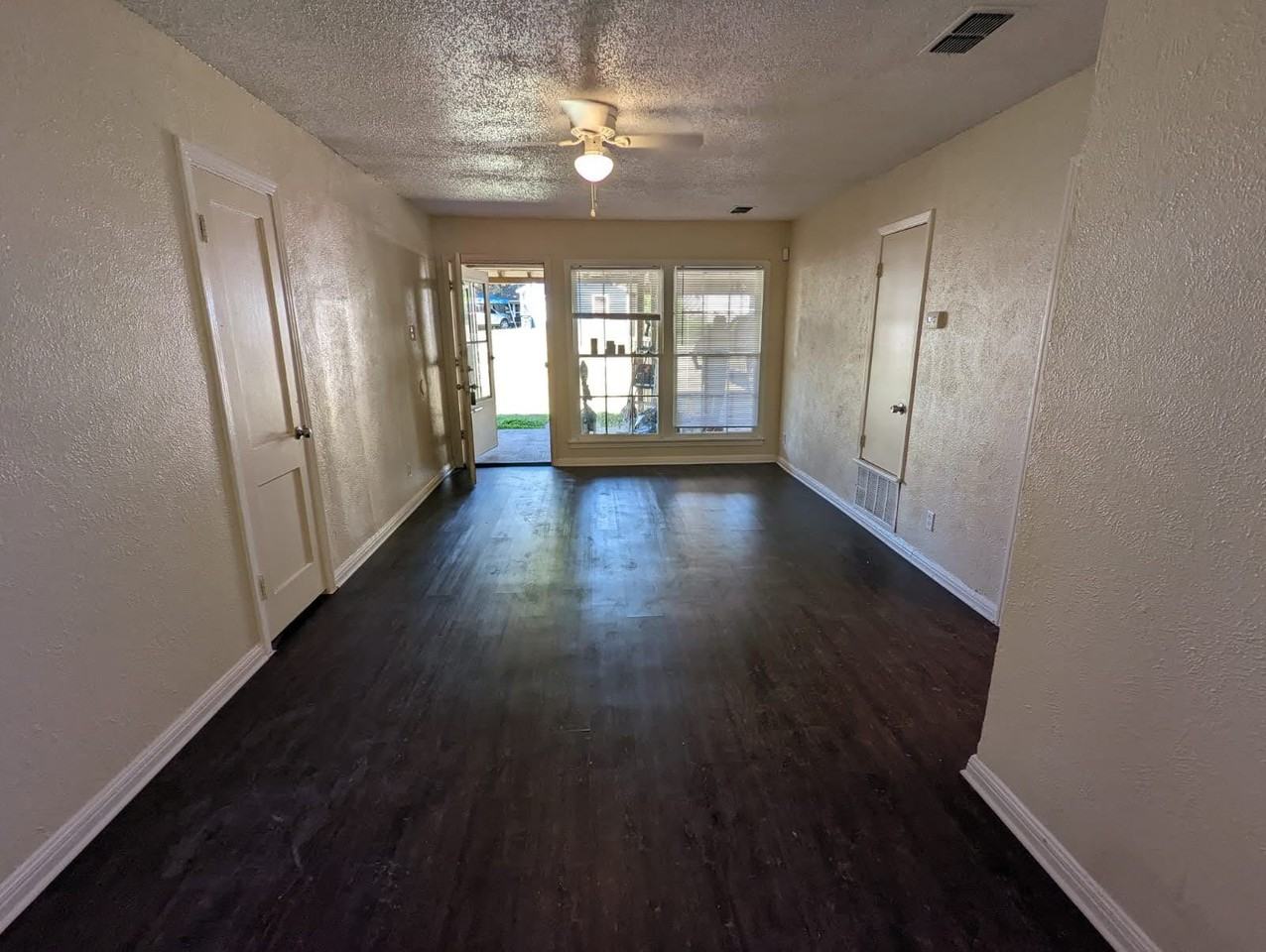 1106 Williamson Drive - Photo 4 of 14