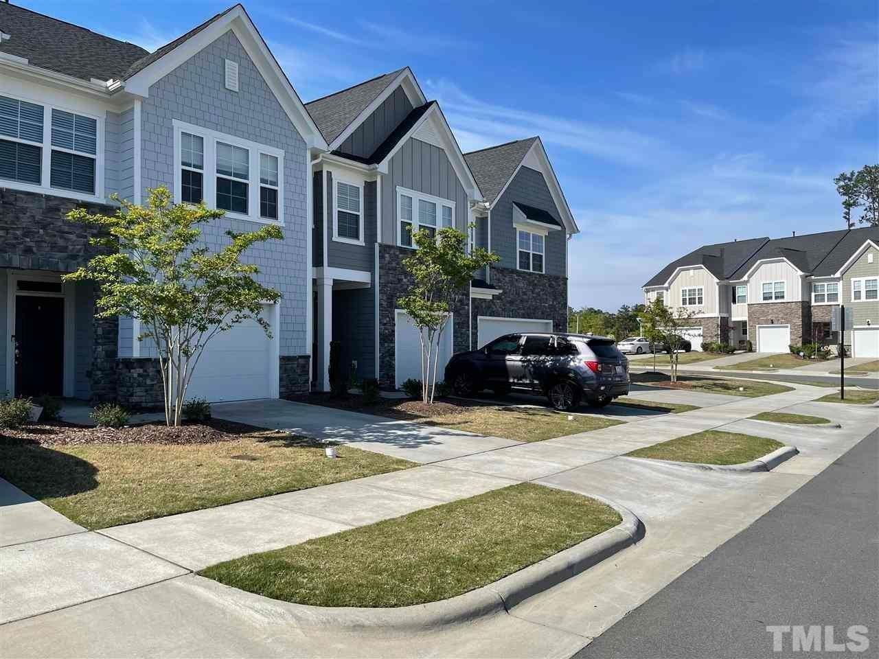 806 Bristol Bridge Dr - Photo 2 of 30