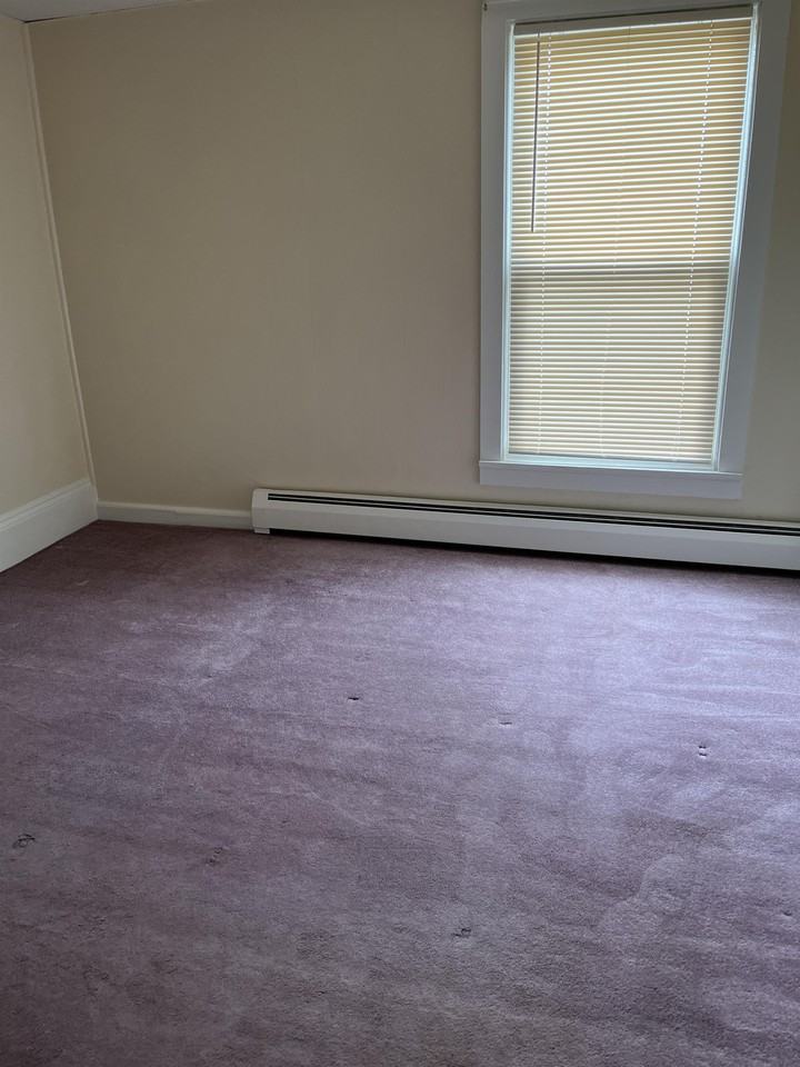 12 Ash Street - Photo 7 of 8