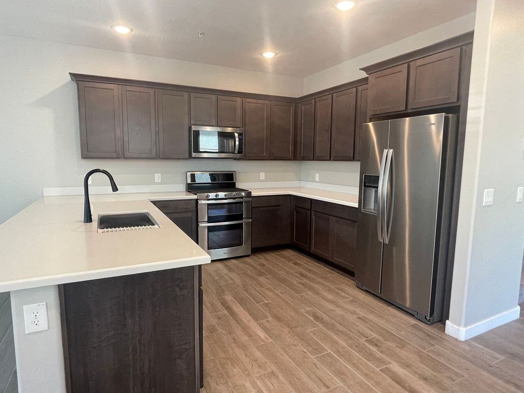 20880 W Thomas Rd - Photo 6 of 34