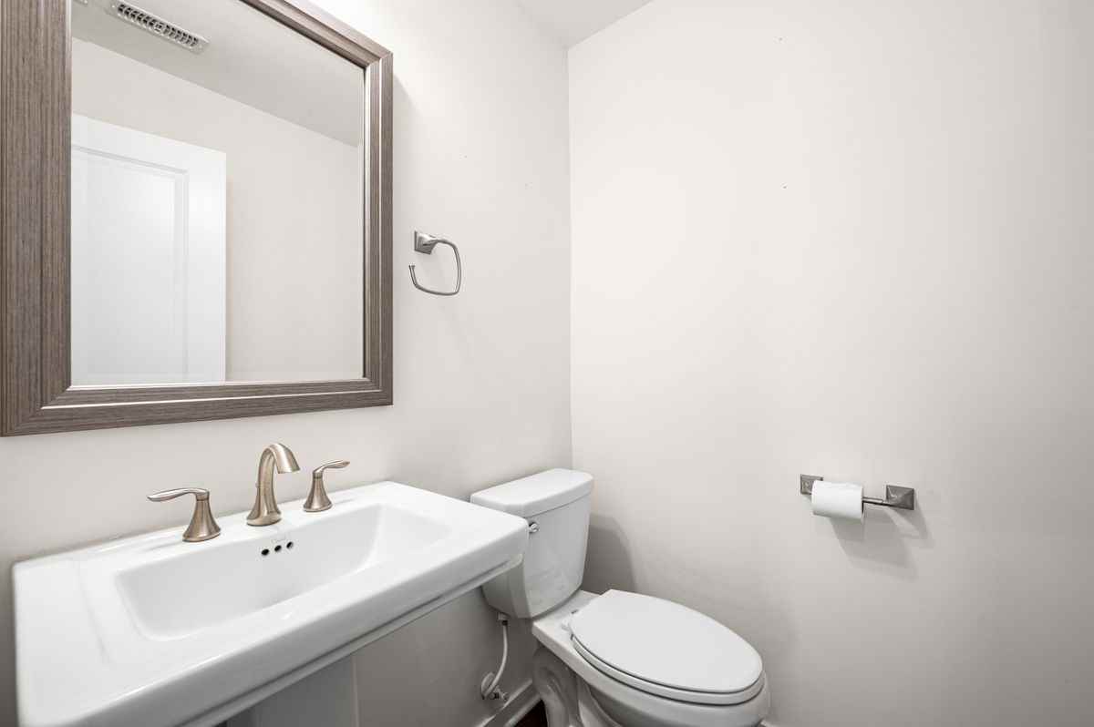 1857 Boulder Dr - Photo 3 of 31