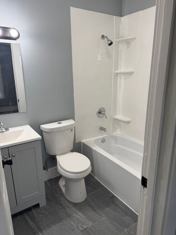 7722 Park Dr - Photo 3 of 15