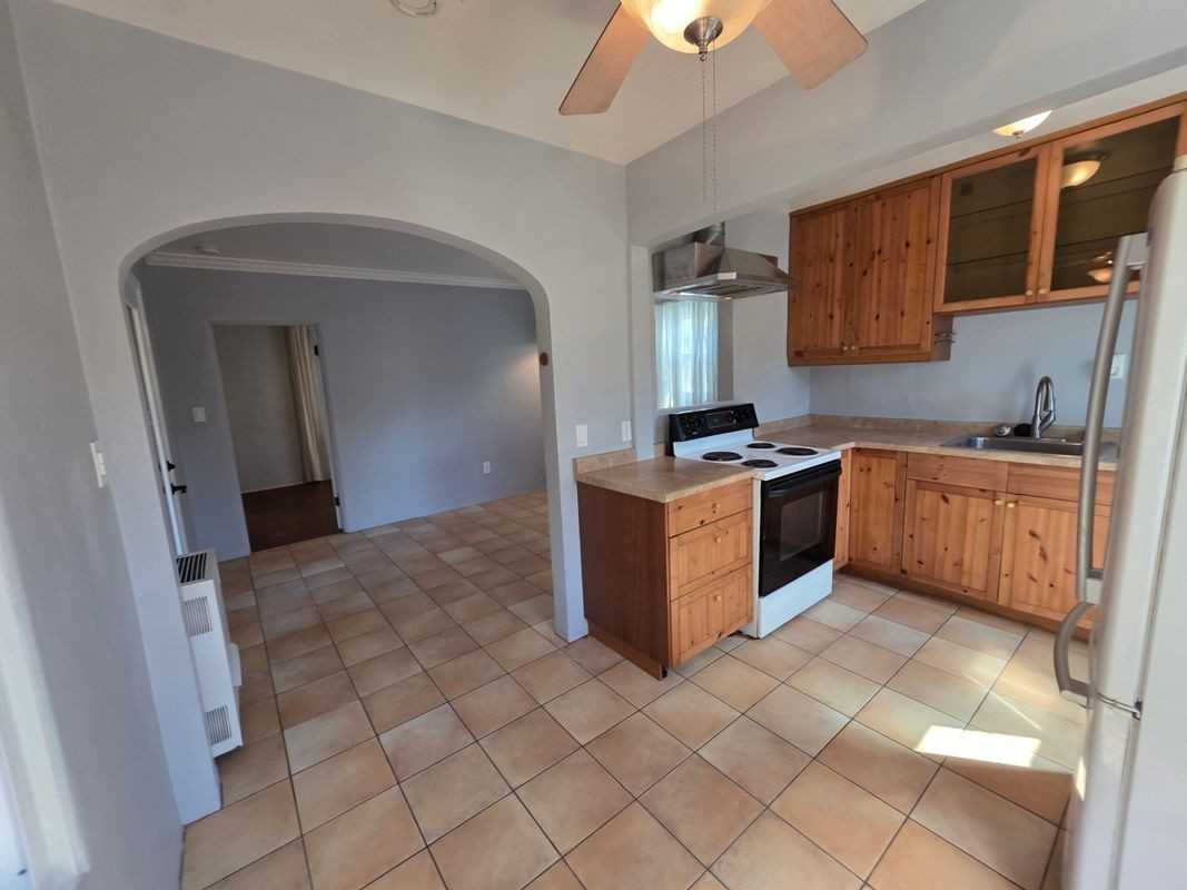 4649 W Point Loma Blvd - Photo 5 of 34