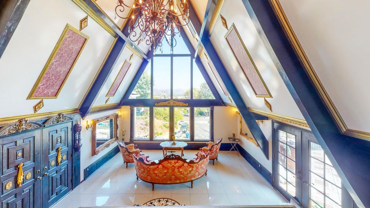 1620 Cliffdale Rd - Photo 6 of 15