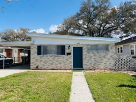 207 N Woodlawn Ave - Photo 1 of 1