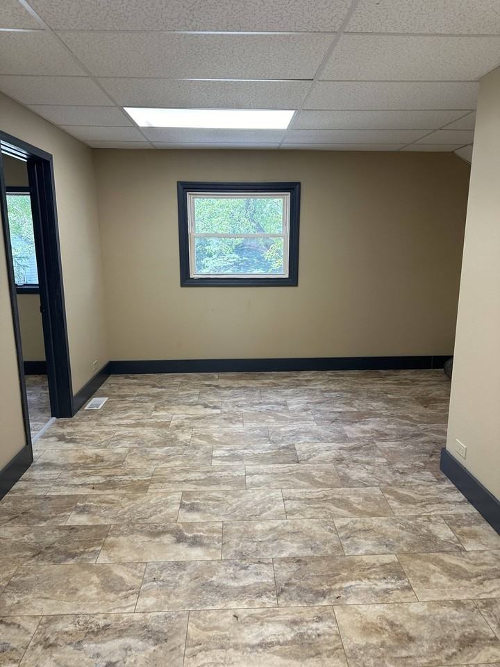 1626 5th Avenue East - Photo 3 of 8