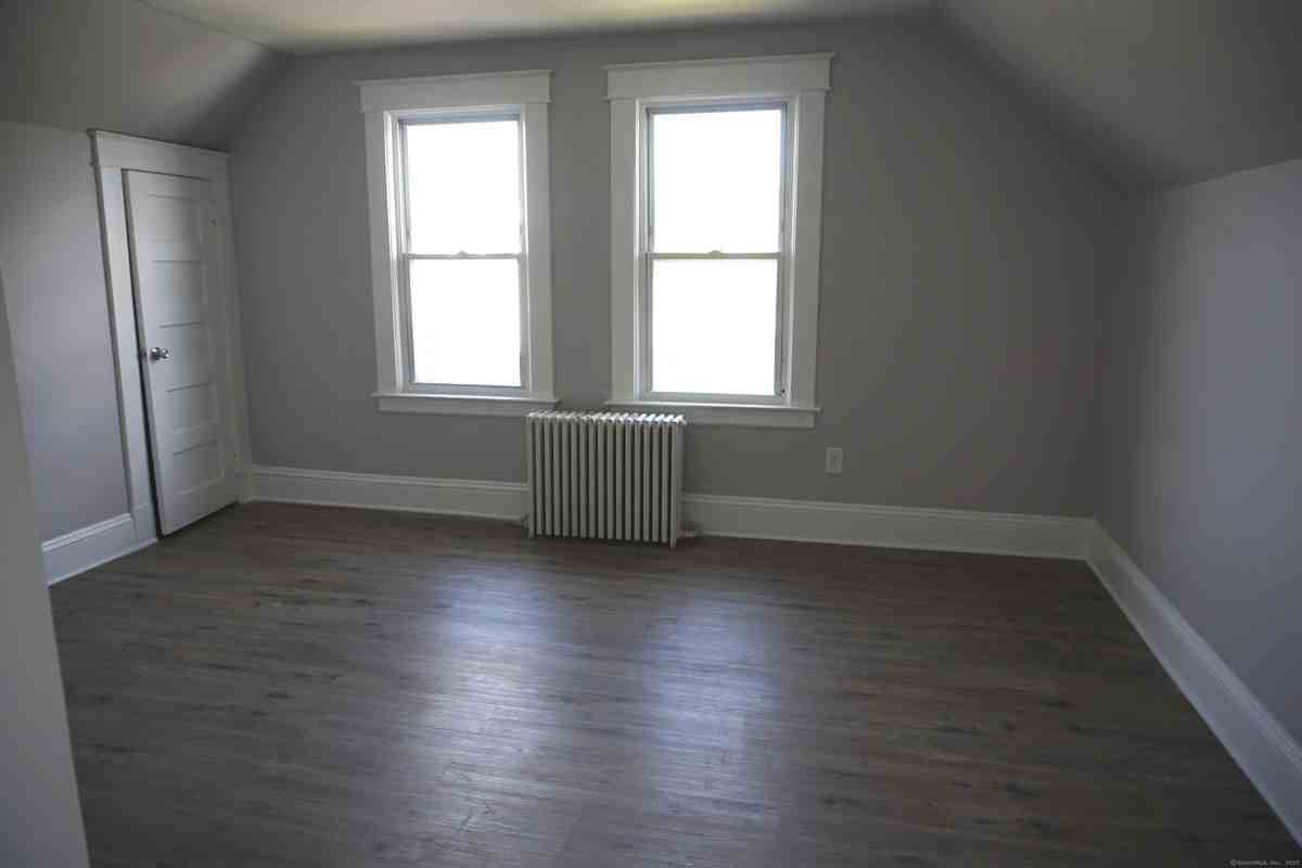 3371 Main St - Photo 4 of 8