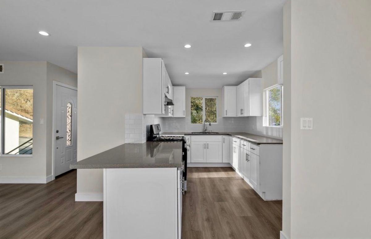 1881 Verdugo Loma Dr - Photo 2 of 19