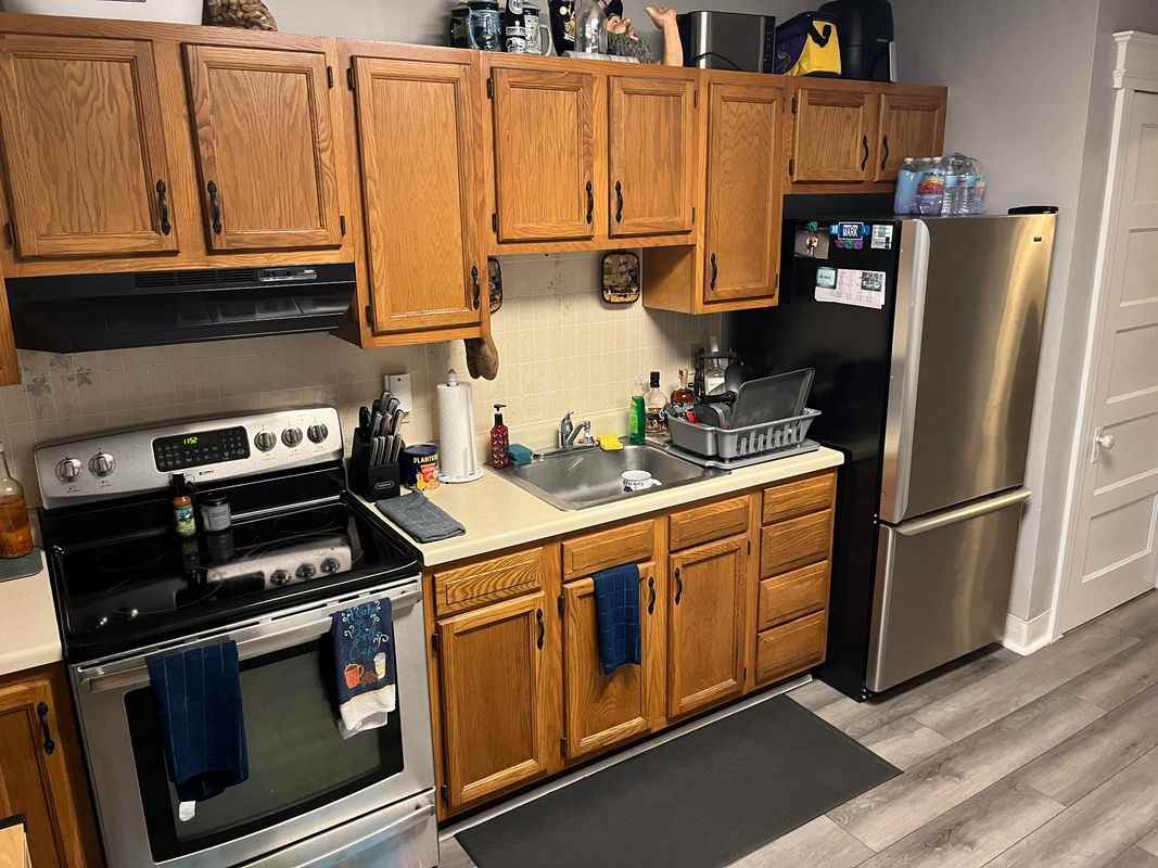 1807 Lincoln Ave - Photo 2 of 9