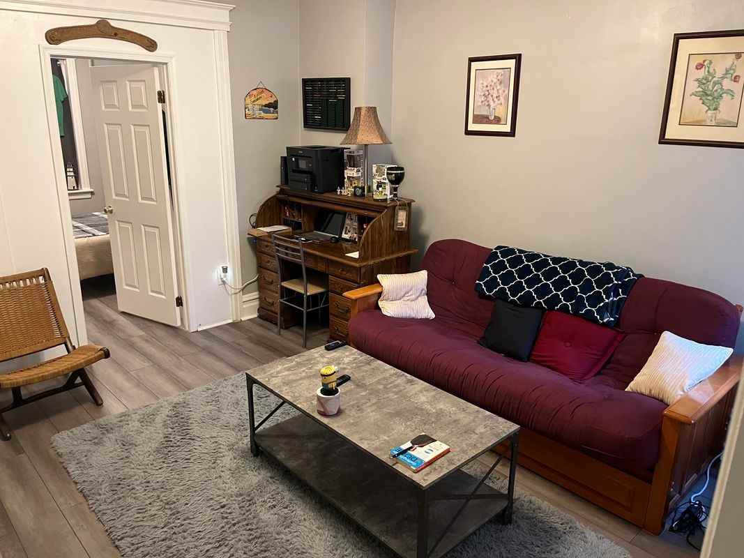 1807 Lincoln Ave - Photo 4 of 9